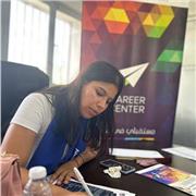 ingénieure en énergie renouvelable d'origine marocaine et prête à aide les étudiants d'apprendre arabe français et mathématiques